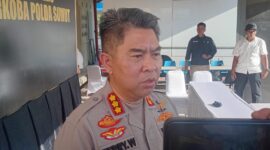 Kepala Bidang Humas Polda Sumut Kombes Pol Ferry Walintukan saat diwawancarai terkait pengamanan aksi buruh May Day di Ditresnarkoba Polda Sumatera Utara, Kamis.(01/05/2025).