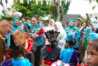 Wakil Ketua TP Posyandu Sumatera Utara, Titiek Sugiharti Surya, mengunjungi Posyandu Mawar Ganda di Kelurahan Cinta Damai, Medan Helvetia, dan Posyandu Bunga Asoka I di Kelurahan Asam Kumbang, Medan Selayang, pada Senin, (05/05/2025).