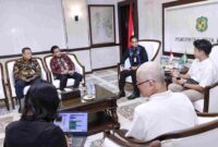 Wali Kota Medan, Rico Tri Putra Bayu Waas, saat menerima kunjungan Hackademy diruangannya. Jum'at, (16/05/2025).