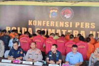 Foto : Konferensi Pers oleh Poldasu di Aula Polres Pematangsiantar. 