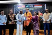 Wali Kota Medan Rico Tri Putra Bayu Waas menyambut baik berlangsungnya event Emerging Business Award Malaysia-Indonesia 2025 yang diadakan di Hotel Le Polonia, Sabtu (24/5/2025).