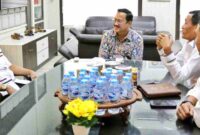 Bupati Simalungun, Anton Achmad Saragih, melakukan kunjungan kerja ke Kantor Balai Besar Pelaksana Jalan Nasional (BBPJN) Sumatera Utara, Rabu (7/5/2025).