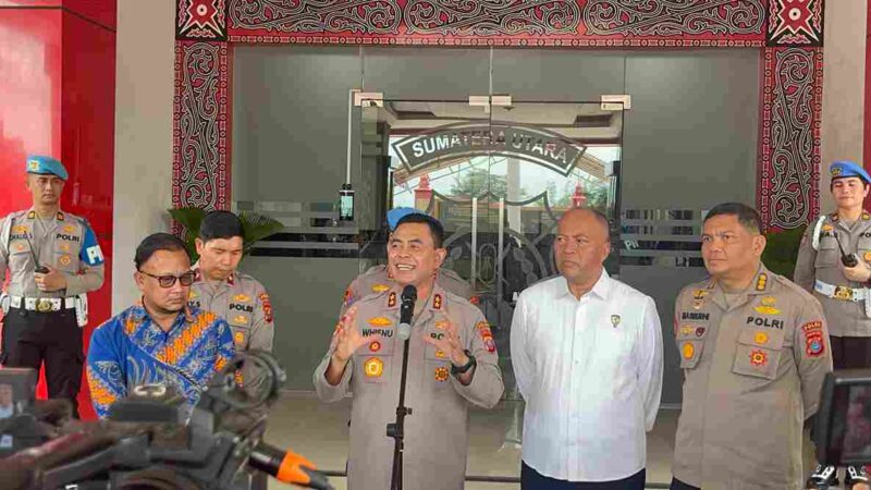 Kapolda Sumatera Utara (Sumut), Irjen Pol Whisnu Hermawan Februanto, usai pertemuan dengan Komisioner Kompolnas RI, Muhammad Choirul Anam, di Gedung Utama Polda Sumut, Selasa (6/5/2025).