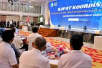 Bupati Simalungun, Anton Achmad Saragih, menghadiri rapat koordinasi (rakor) penyelesaian konflik pertanahan di Sumatera Utara. Rakor ini digelar di Aula Raja Inal Siregar, Kantor Gubernur Sumut, Jalan Diponegoro, Medan, Rabu (7/5/2025)