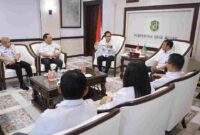 Wali Kota Medan Rico Waas saat menerima audensi Serikat Media Siber Indonesia (SMSI) Kota Medan di Balai Kota, Rabu (4/6/2025).