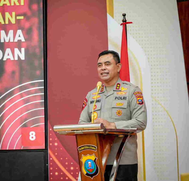 Kapolda Sumatera Utara Irjen Pol Whisnu Hermawan Februanto menggelar kegiatan silaturahmi bersama wartawan Sumut di Aula Tribrata Mapolda Sumut, Kamis (5/6/2025). 