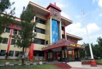 Kantor Polda Sumut terlihat dari Depan.