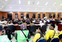 Rakor regulasi mengatur operasional ojek online. Kamis, (5/6).