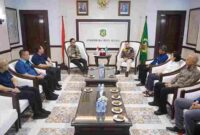 Wali Kota Medan, Rico Tri Putra Bayu Waas menerima audiensi Komisi Penyiaran Indonesia Daerah (KPID) Sumut di Kantor Wali Kota Medan, Kamis (19/6/2025).
