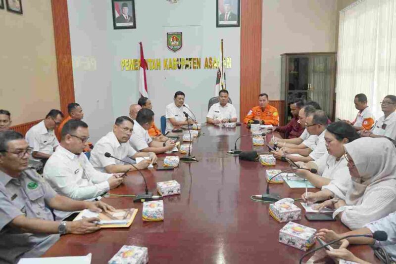 Rapat Koordinasi (Rakor) Tim Reaksi Cepat Penanggulangan Bencana (TRC PB) Kabupaten Asahan di Aula Kenanga Kantor Bupati Asahan pada Rabu (09/07/2025). 