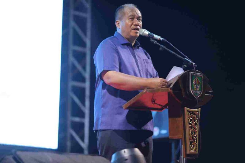 Bupati Asahan H. Taufik Zainal Abidin Siregar, S.Sos., M.Si secara resmi membuka Jambore Kader Posyandu Kabupaten Asahan ke-12 Tahun 2025 di Lapangan Sepak Bola PTPN IV Regional I Kebun Sei Dadap, Jumat malam (18/07/2025). 