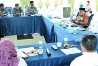 Bupati saat menerima kunjungan Kakan Kemenang Simalungun, Dr H Bahrum Saleh di pendopo Rumah Dinas Bupati Simalungun, Pamatang Raya, Simalungun, Sumut, Rabu (9/7/2025).