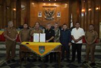 penyampaian pendapat akhir Bupati, bertempat di Aula Rambate Rata Raya Sekretariat DPRD Kabupaten Asahan, Selasa (15/07/2025).