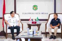 Rico Waas saat menerima jajaran pengurus organisasi olahraga roda dua, Rabu (9/7/2025) di ruang khusus wali kota. 