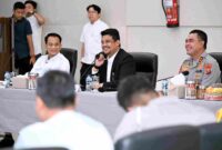 Gubernur Sumut, Bobby Nasution menghadiri Rapat Optimalisasi Penerimaan Pendapatan Daerah di Aula Kantor Badan Pendapatan Daerah Sumut, Jalan Sisingamangaraja, Medan, Rabu (23/7/2025).