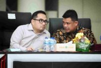 Gubernur Sumut Bobby Nasution menerima Kunjungan Kerja Spesifik Komisi II DPR RI terkait Pelayanan Pertanahan dan Penerimaan Negara Bukan Pajak (PNBP) Sektor Pertanahan Serta Permasalahan Tata Ruang di Provinsi Sumut di Aula Raja Inal Siregar, lantai 2 Kantor Gubernur Sumut, Jalan Diponegoro No. 30, Medan, Kamis (3/7/2025). (Foto : Dinas Komunikasi dan Informatika Provinsi Sumut / Imam Syahputra)