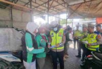 Direktorat Lalu Lintas Polda Sumatera Utara terus menggencarkan kegiatan edukasi dan sosialisasi tertib berlalu lintas melalui Operasi Patuh Toba 2025. yang berlangsung pada Sabtu pagi (26/07/2025) di jalan Willeam Iskandar Meda