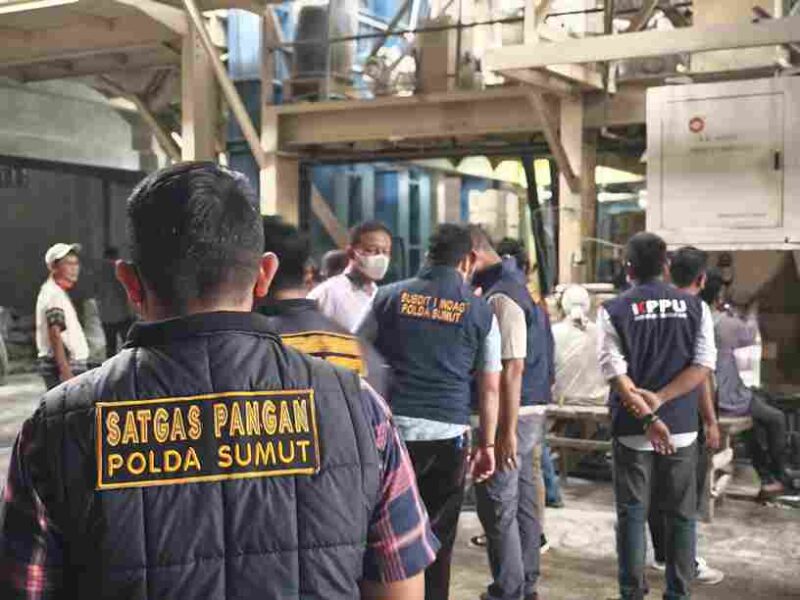  Tim Satgas Pangan Provinsi Sumatera Utara melakukan sidak.