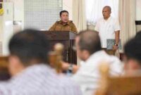 Wesly Silalahi saat Rapat Paripurna Nota Jawaban atas Pemandangan Umum Fraksi-fraksi DPRD Kota Pematangsiantar terhadap Nota Keuangan atas Rancangan Peraturan Daerah (Ranperda) tentang Pertanggungjawaban Pelaksanaan APBD Tahun Anggaran (TA) 2024, di Gedung Harungguan DPRD Kota Pematangsiantar, Selasa (15/07/2025).