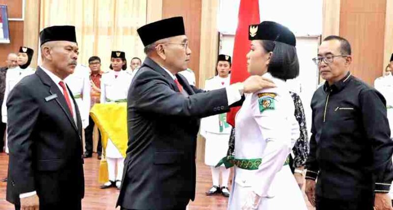 Pengukuhan dilakukan langsung oleh Bupati Simalungun, Dr. H. Anton Achmad Saragih, bertempat di Balei Harungguan Djabanten Damanik, Kantor Bupati Simalungun, Pamatang Raya, Sumatera Utara, pada Sabtu (16/8/2025).