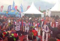 Horas Pesta Rakyat dihadiri oleh ribuan warga dan para pembalap F1 pada sabtu sore, (23/8)