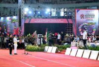 Kontingen Asal Amerika Serikat, Todd (kanan) dan Laras (kiri) yang berpartisipasi pada 3rd International Indonesian Pencak Silat Open Championship 2025 yang diselenggarakan di Gedung Serba Guna Pemprov Sumut, Jalan William Iskandar, Medan, Senin (4/8/2025).  (Foto : Dinas Komunikasi dan Informatika Provinsi Sumut / Imam Syahputra).