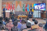 Wakil Menteri Agraria dan Tata Ruang/Wakil Kepala Badan Pertanahan Nasional (Wamen ATR/Waka BPN), Ossy Dermawan menjadi pembicara kunci dalam Kuliah Umum yang diselenggarakan Universitas Mahendradatta, di Bali, Sabtu (02/08/2025).
