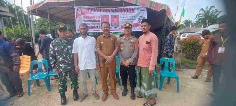  Pemilihan Keuchik (Kepala Desa) Gampong Cek Mbon, Kecamatan Peureulak Kota, Kabupaten Aceh Timur, yang digelar pada Senin (25/8/2025) berlangsung sukses, aman, dan tertib.