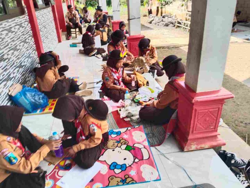 Aksi Lomba Prestasi Pramuka Regional Bantur pada Selasa–Kamis, 12–14 Agustus 2025, di Bumi Perkemahan Sumber Bandung, Desa Bandungrejo.