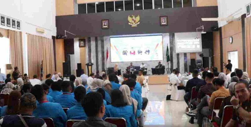 Kejaksaan Tinggi Kepulauan Riau bekerjasama dengan Universitas Riau Kepulauan menyelenggarakan Seminar Ilmiah dengan tema “Optimalisasi Pendekatan Follow the Asset dan Follow the Money melalui Deferred Prosecution Agreement dalam Penanganan Perkara Pidana” yang dilaksanakan di Aula Sasana Baharuddin Lopa Kejaksaan Tinggi Kepulauan Riau Jl. Sungai Timun No.1 Senggarang, Kec. Tanjungpinang Timur Kota Tanjung Pinang (26/08/2025).
