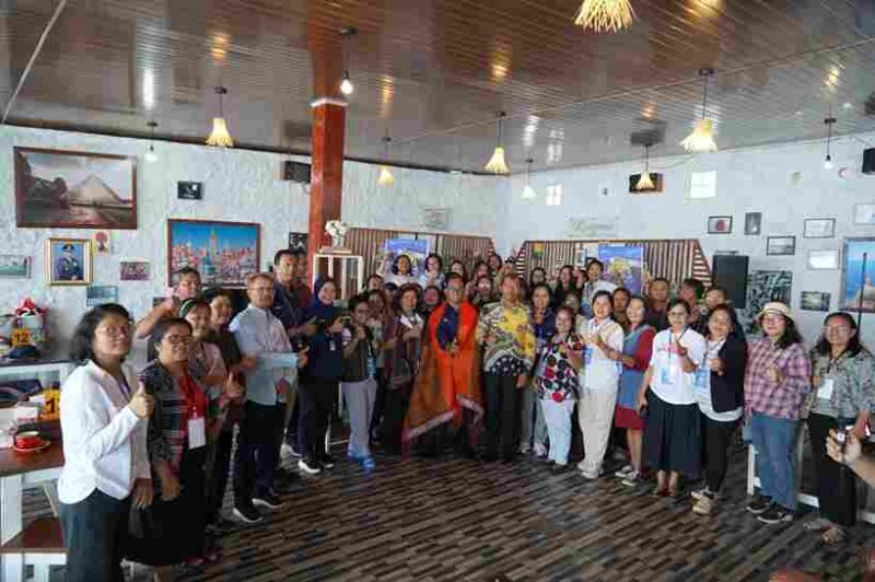 Kegiatan pelatihan terhadap para pelaku UMKM yang dilaksanakan oleh Perum LKBN ANTARA di Renjana Cafe, Lumban Silintong, Balige, Kabupaten Toba pada Sabtu (02/08/25)