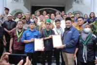 Bupati Asahan bersama Wakil Bupati dan jajaran Forkopimda Foto bersama dengan Cipayung Plus.