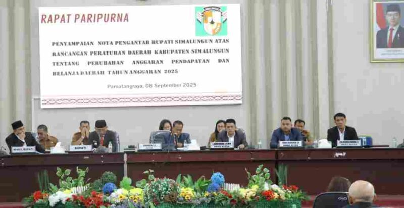 Rapat Paripurna penyampaian pengantar Nota Keuangan Rancangan Perubahan Anggaran Pendapatan dan Belanja Daerah (P-APBD) Tahun Anggaran 2025 kepada DPRD Kabupaten Simalungun.