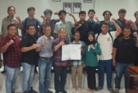 DPRD Kota Pematangsiantar menggelar pertemuan dengan mahasiswa di ruang rapat gabungan komisi, Selasa (2/9/2025), sebagai tindak lanjut aksi demonstrasi pada 1 September 2025.