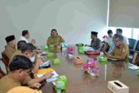 Sekretaris Daerah Provinsi Sumatera Utara (Sumut) Togap Simangunsong memimpin rapat tindak lanjut revitalisasi Sekolah Rakyat di Kota Padangsidimpuan yang berlangsung di Ruang Rapat Sekretaris Daerah Provinsi Sumut, Kantor Gubernur Sumut Jalan Diponegoro 30, Kota Medan, Senin (15/9).