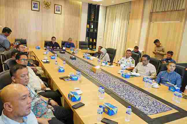 Wali Kota dalam kegiatan Entri Meeting Serentak Tim Pemeriksaan BPK RI Perwakilan Sumut Semester II Tahun 2025 se-Sumut, Selasa (2/9/2025).