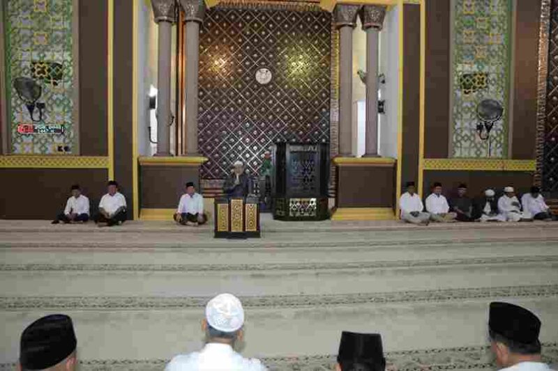 Bupati Asahan menghadiri peringatan Maulid Nabi Muhammad SAW 1447 H di Masjid Agung H. Achmad Bakrie Kisaran. Jumat, (5/9).