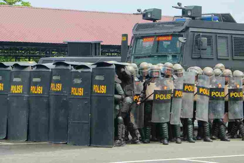 Polda Sumatera Utara menggelar Latihan Gabungan Penanganan Massa Aksi Unjuk Rasa (Unras) pada 15–16 September 2025 di Lapangan Parkir Mapolda Sumut.