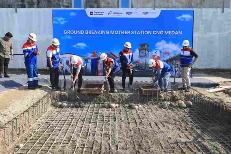 Ground Breaking Pembangunan Mother Station CNG ini ditandai dengan peletakan batu pertama oleh Zakiyuddin Harahap bersama Direktur Jenderal Migas Diwakilkan Sub Koordinator Penyiapan, Perencanaan, Pembangunan Infrastruktur Migas, Safriyanto, Direktur Komersial PT. PGN Tbk, Aldiansyah Idham dan Direktur Strategi dan Pengembangan Bisnis PT PGN Tbk, Mirza Mahendra serta  Analis Infrastruktur Migas Jefry Nainggolan.