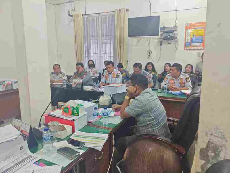Komisi III DPRD Kota Pematangsiantar menggelar rapat dengar pendapat dengan Dinas Perhubungan (Dishub) pada Selasa, (16/9/2025).