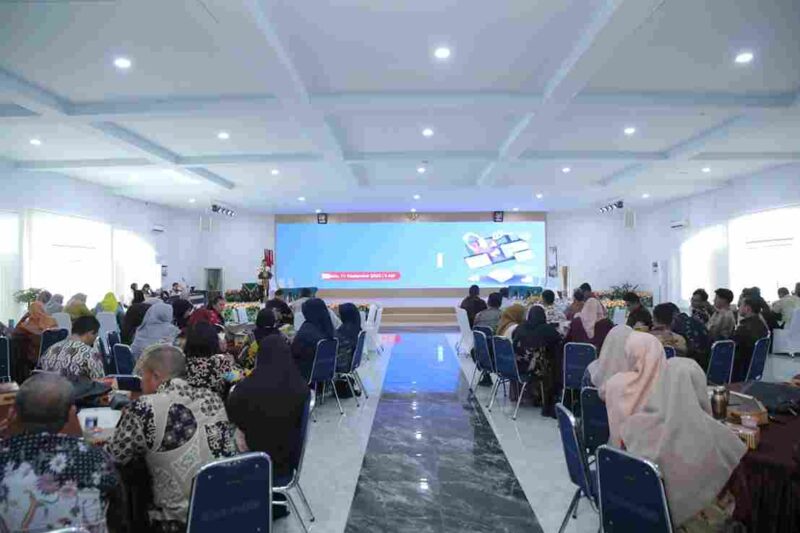 Pemerintah Kabupaten Asahan melalui Dinas Komunikasi dan Informatika menyelenggarakan Pelatihan dan Penguatan Komunikasi Publik di Media Sosial lingkup Pemerintah Kabupaten Asahan di Aula Melati Kantor Bupati Asahan. (11/9)