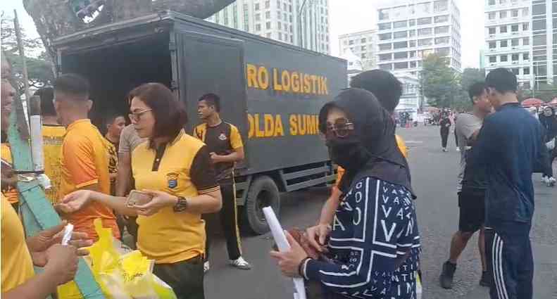 Polda Sumatera Utara kembali melaksanakan Gerakan Pangan Murah (GPM) melalui program Minggu Kasih di Lapangan Merdeka Medan.