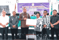 DPRD Kabupaten Toba dan Pemerintah Kabupaten (Pemkab) Toba akhirnya menyepakati Kebijakan Umum Anggaran (KUA) dan Prioritas Plafon Anggaran Sementara (PPAS) Anggaran Pendapatan Belanja Daerah (APBD) 2026. Kesepakatan itu ditandai dengan penandatanganan bersama dalam rapat paripurna, Jumat (12/9/2025).