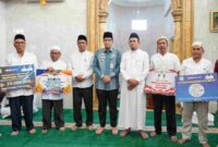 Wali Kota Medan, Rico Tri Putra Bayu Waas, melaksanakan Safari Jumat di Masjid Nurul Hidayah, Kecamatan Medan Deli, Jumat (26/9/2025).