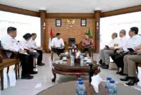 Gubernur Sumut Bobby Nasution menerima kunjungan Kepala Perwakilan Bank Indonesia Sumut bersama Pengurus Kadin Pusat di Anjungan lantai 9 Kantor Gubernur Sumut, Jalan Diponegoro No 30, Medan, Rabu (29/10/2025). 