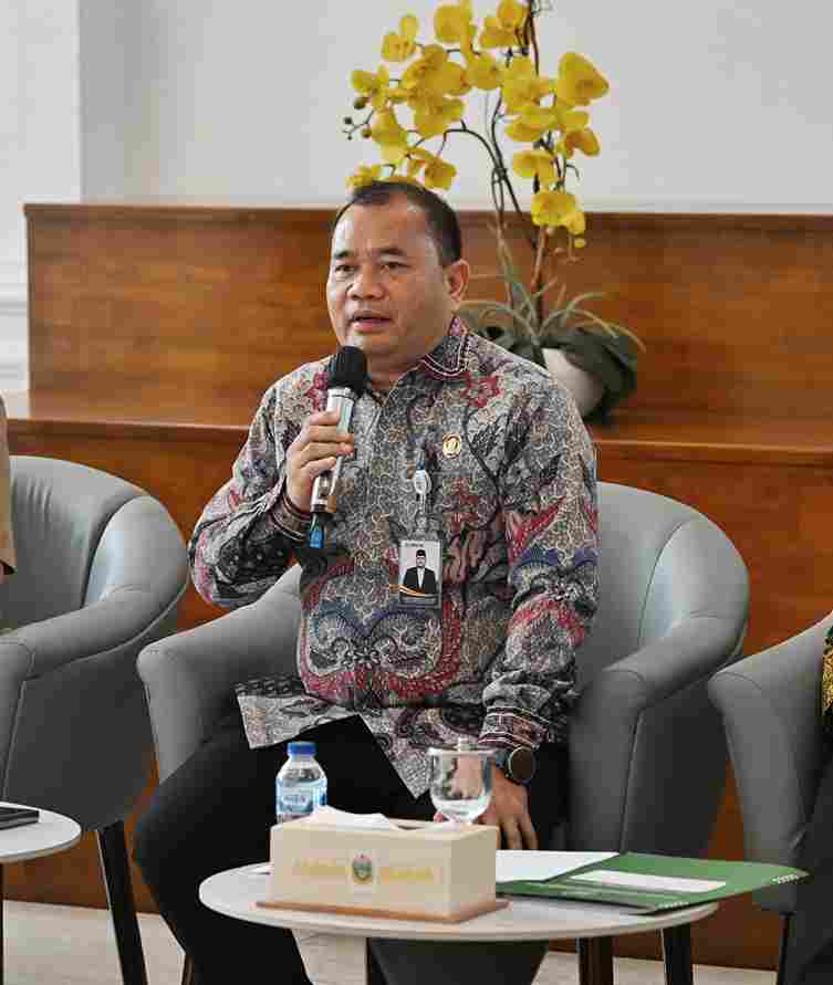 Plt Kepala Dinas Ketahanan Pangan, Tanaman Pangan, dan Hortikultura Sumut Timur Tumanggor.  