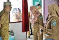 Bupati Simalungun, Anton Achmad Saragih saat melakukan sidak. Senin (5/10/2025)
