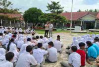  Tim Cegah Satgaswil Sumut Densus 88 AT Polri melaksanakan kegiatan Vaksinasi Paham IRET (Intoleransi, Radikalisme, Ekstremisme, dan Terorisme) sekaligus penguatan wawasan kebangsaan di SMA Negeri 1 Salapian, Kabupaten Langkat, pada Rabu (1/10/2025). 