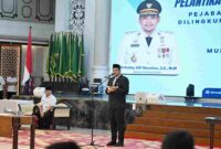 Gubernur Sumatera Utara (Sumut) Bobby Nasution melantik Pejabat Administrator dan Pejabat Pengawas di Lingkungan Pemerintah Provinsi Sumut, di Aula Raja Inal Siregar Kantor Gubernur Sumut Jalan Diponegoro Nomor 30 Medan, Rabu (8/10/2025).