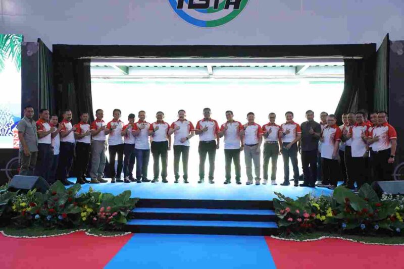 Jaksa Agung Republik Indonesia ST Burhanuddin secara resmi membuka Kejuaraan Menembak Jaksa Agung Cup 2025 yang diselenggarakan oleh Adhyaksa Shooting Club bekerja sama dengan Persatuan Jaksa Indonesia (PERSAJA) dan Pengurus Besar Persatuan Menembak dan Berburu Indonesia (PB Perbakin). Kejuaraan ini mengusung tema 